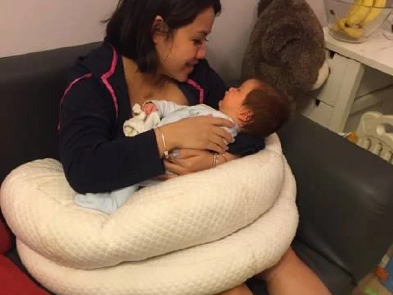 【推薦】孕媽媽必備哺乳護嬰枕