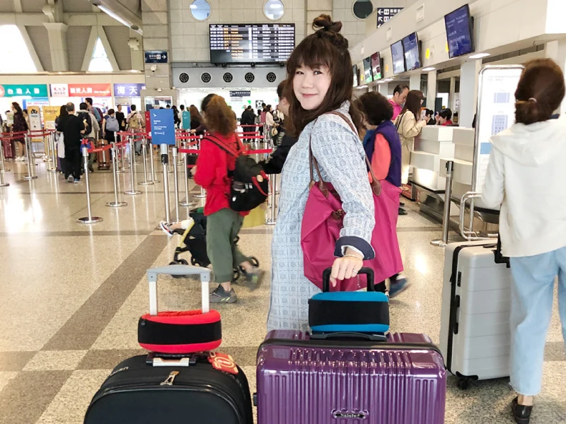 【推薦】【出國必備】GreySa格蕾莎 專為全家大小設計的頸枕 搭飛機補眠好物 飛機枕 可拆洗 旅行枕